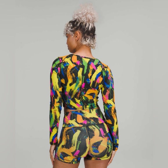 lululemon NWT Wunder train cropped long sleeve sz 4 undertone black multi - Picture 3 of 6